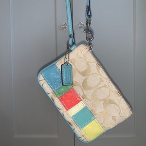 Coach Vintage Wristlet